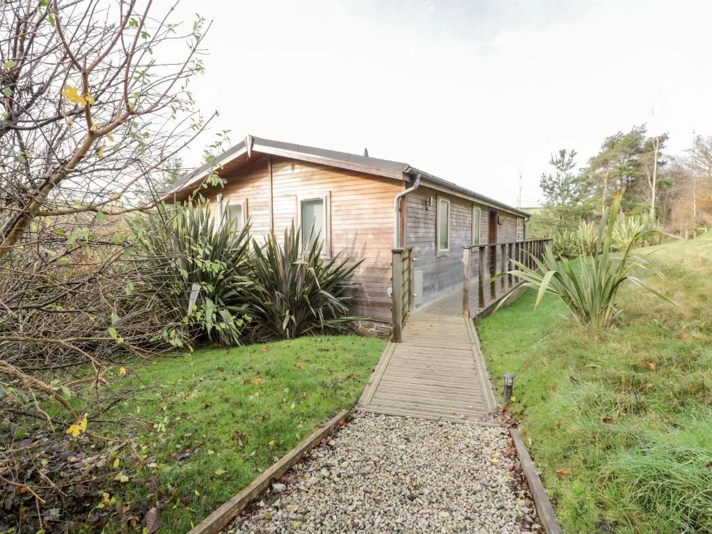 Image of 11 Lake View
