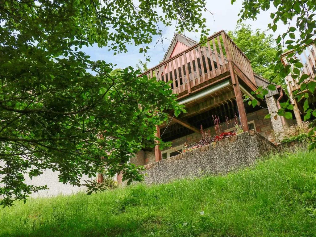 Image of 19 Honicombe Park