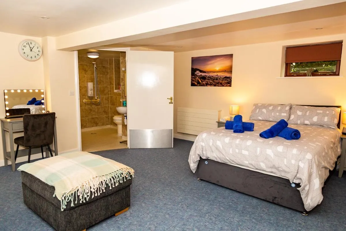 Image 1 of 1 Bedroom studio with free parking