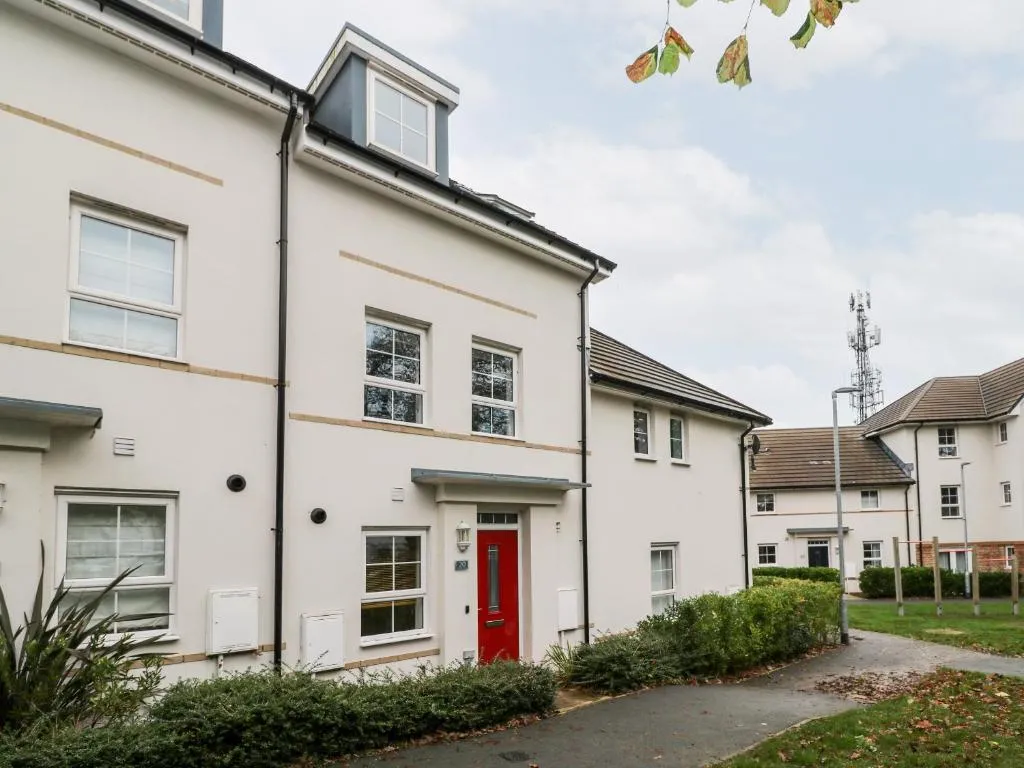 Image of 20 Bishops Way