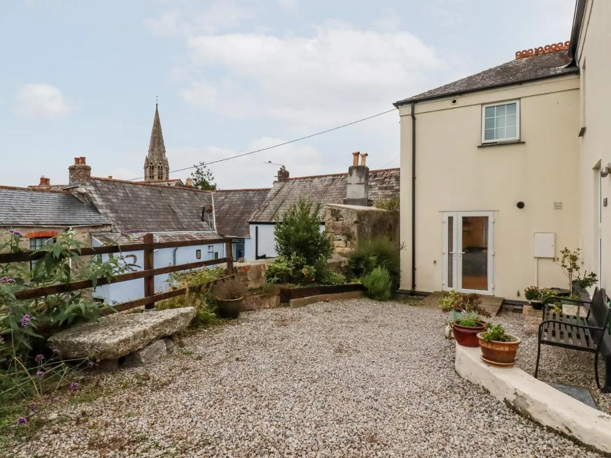 Image 5 of 2 Old Talbot Cottages
