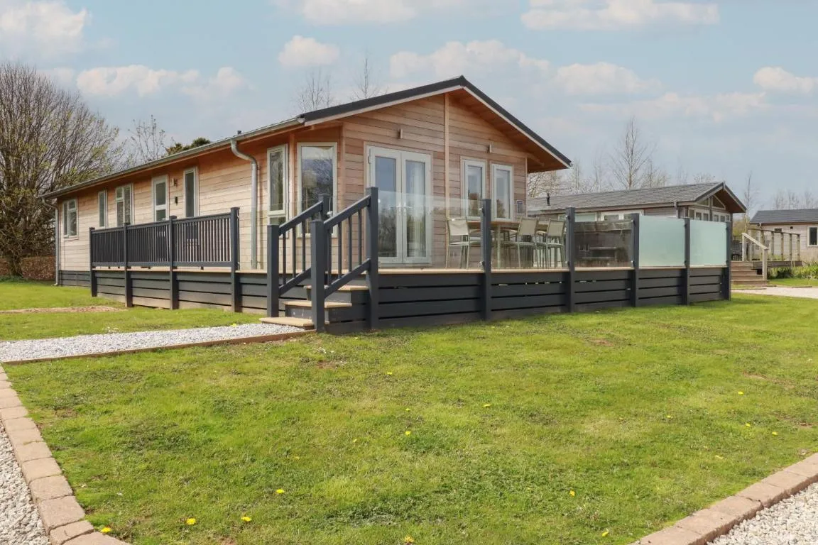Image of 4 Meadow Retreat