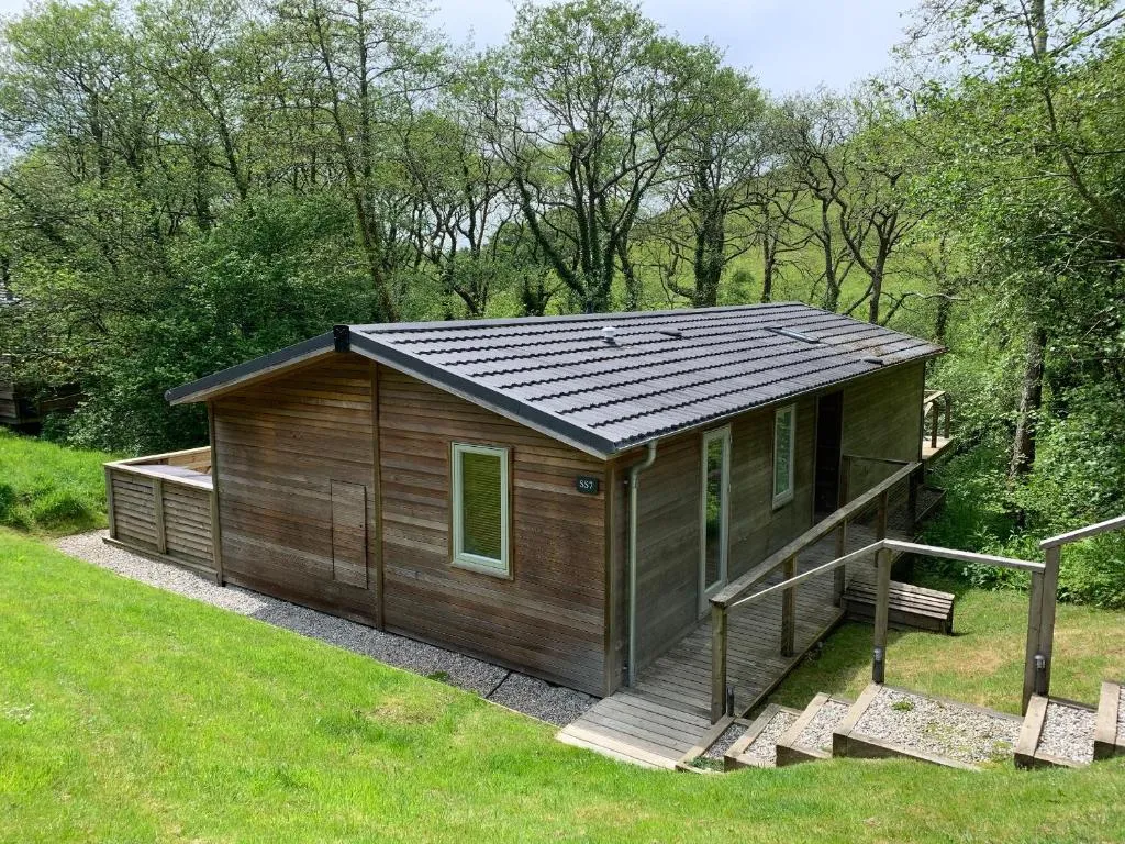 Image of 7 Streamside