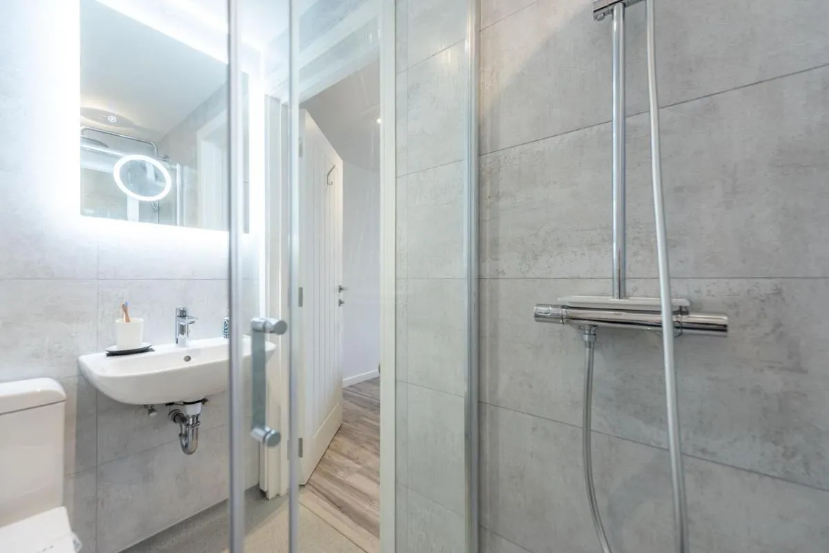 Image 2 of Beachview Apartment 1, Crantock, Newquay