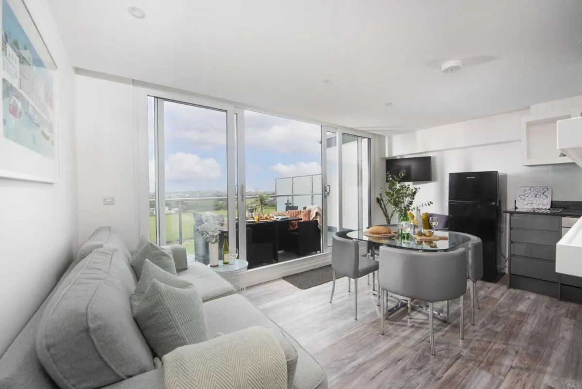 Image 4 of Beachview Apartment 5, Crantock, Newquay