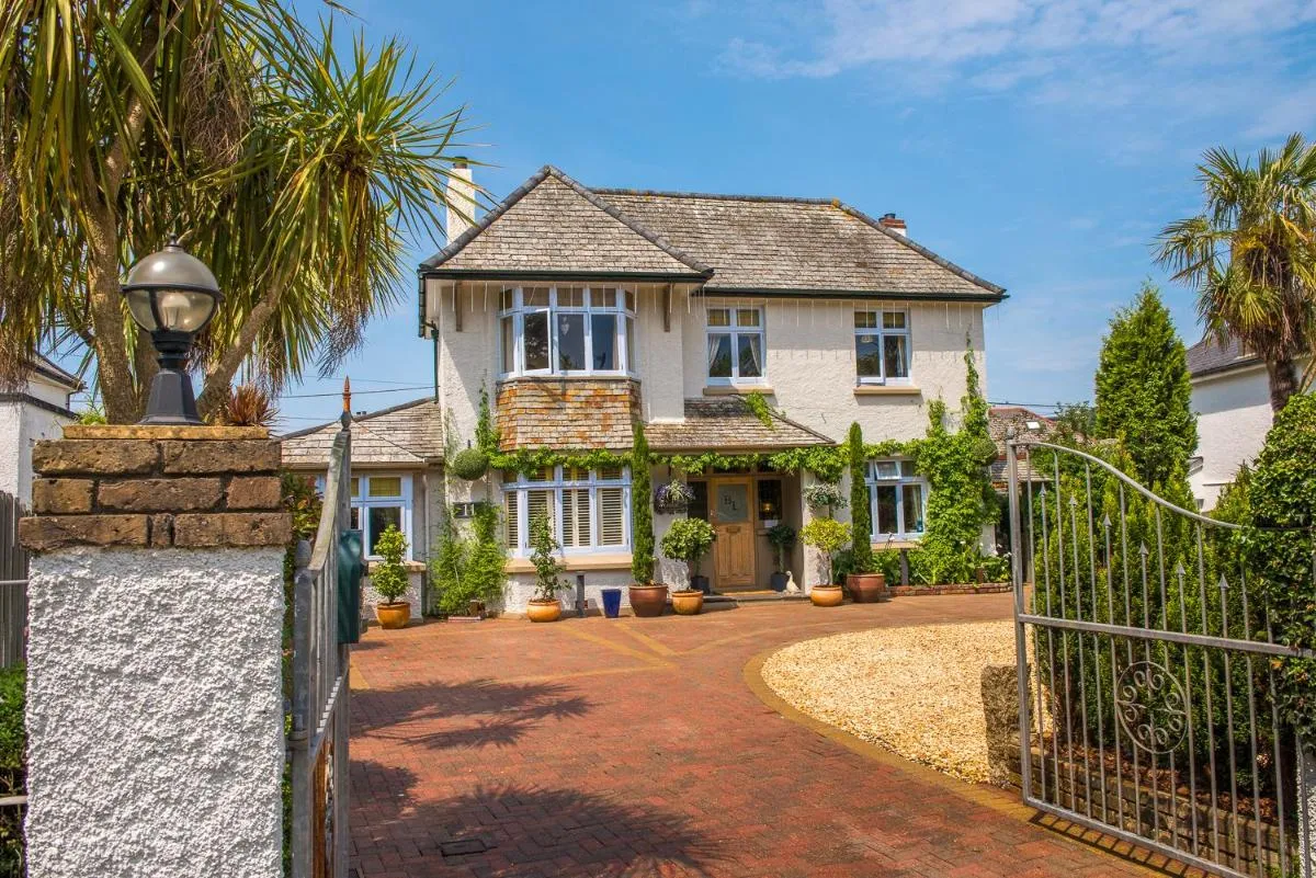 Image 3 of Bradleigh Lodge