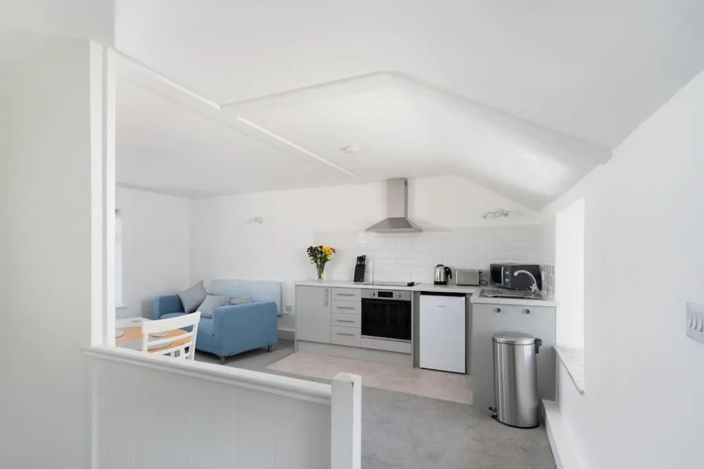 Image 4 of Bright and Modern St Just 1 bedroom apartment in old Cornwall