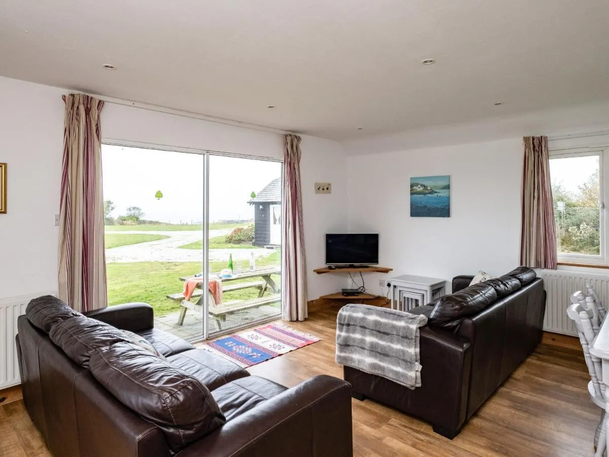 Image 4 of Campion Lodge
