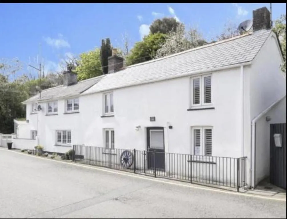 Image 2 of Charming 2-Bed Cottage in Wadebridge Cornwall