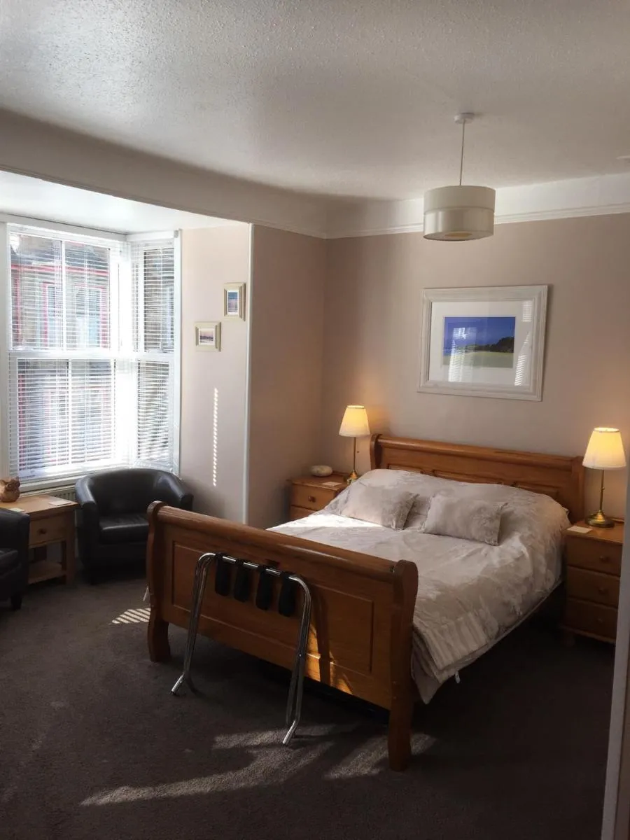 Image 3 of Chiverton House Guest Accommodation