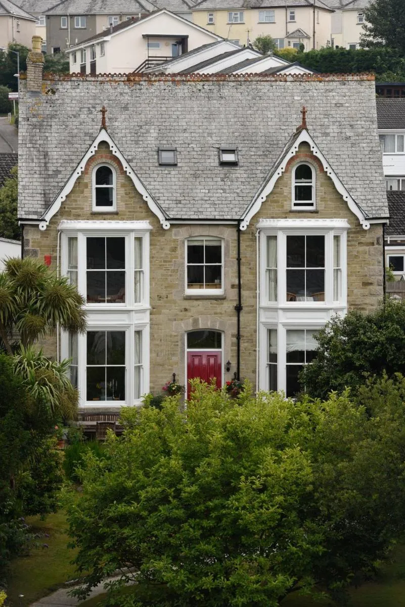 Image 3 of Cliftons Guest House