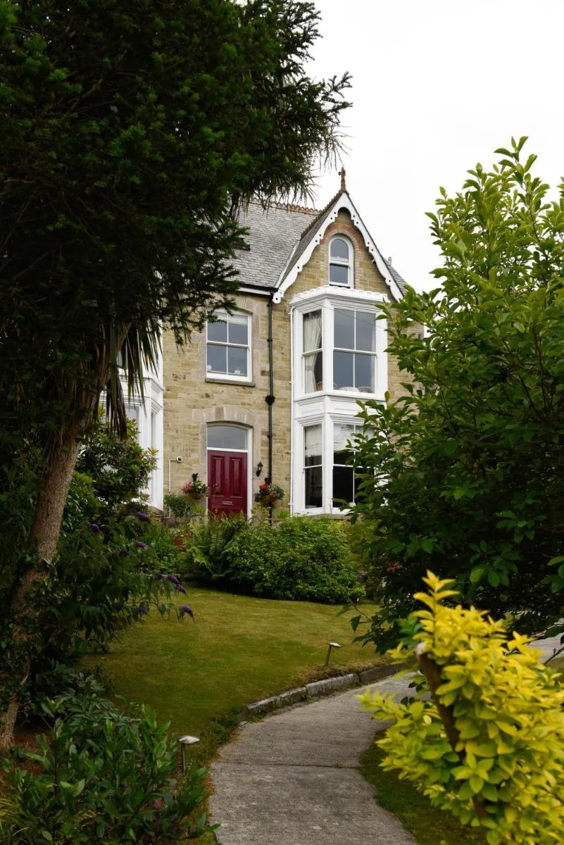 Image 6 of Cliftons Guest House