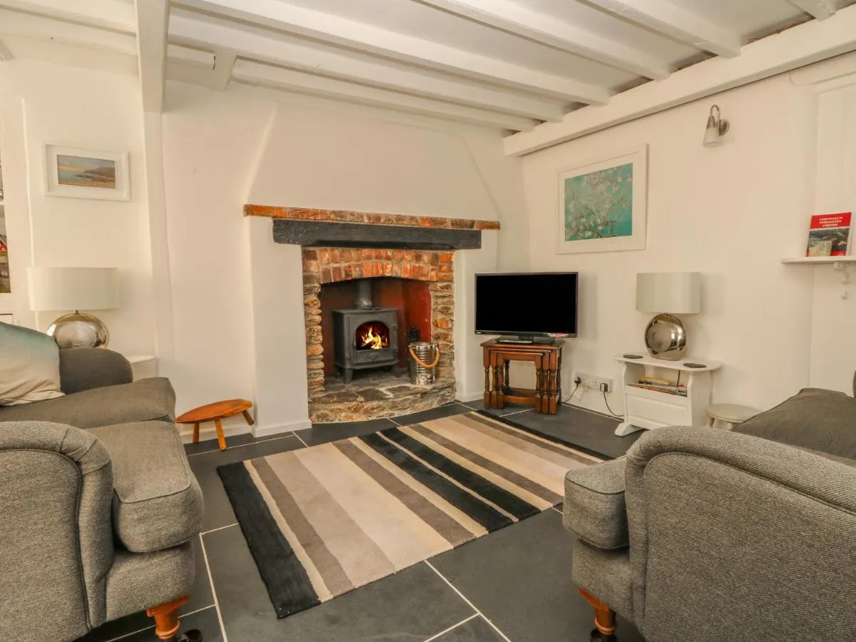 Image 4 of Cousham Cottage