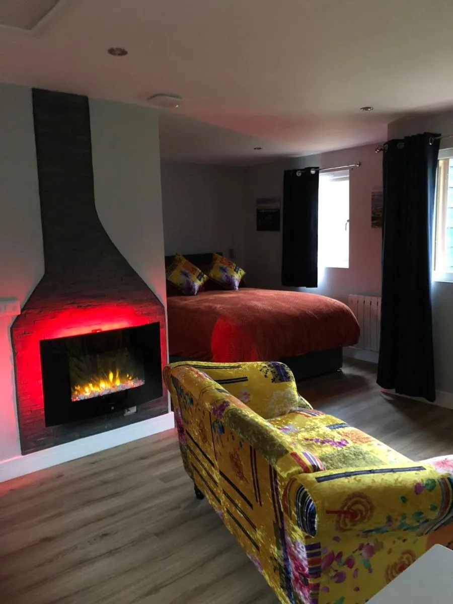 Image 6 of Creekside Lodge Bathpool Launceston Cornwall