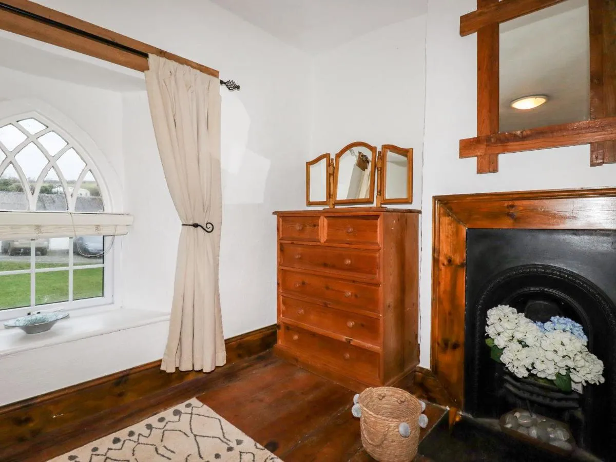 Image 2 of Destiny Cottage