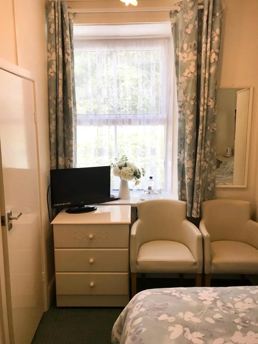 Image 4 of Elerkey Guest House