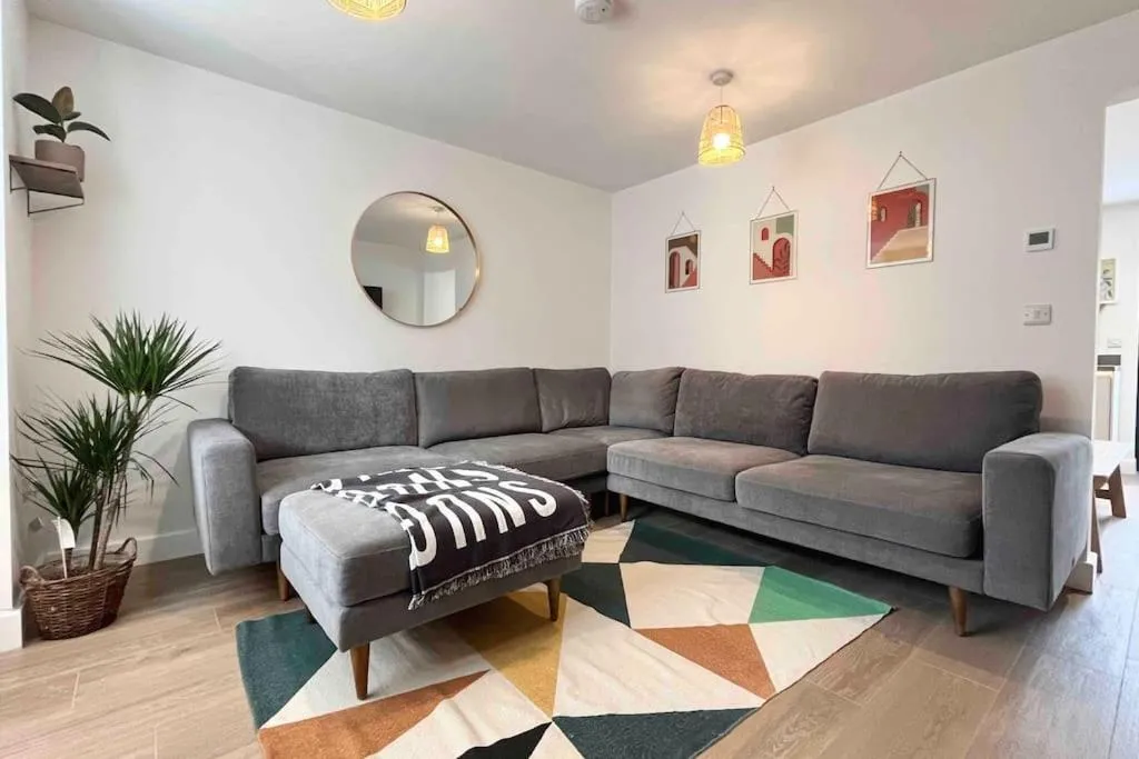 Image 1 of Exceptional 3 bedroom home in Penzance~New~Seaside