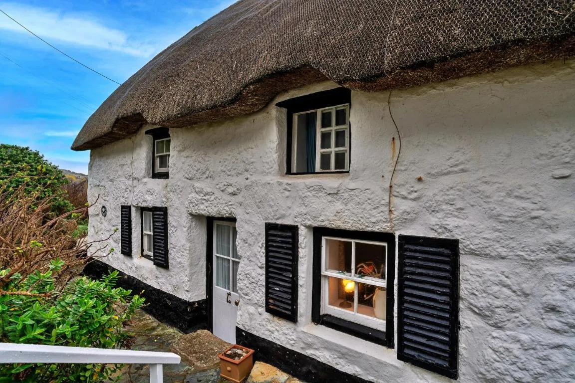Image of Finest Retreats – Lewcott