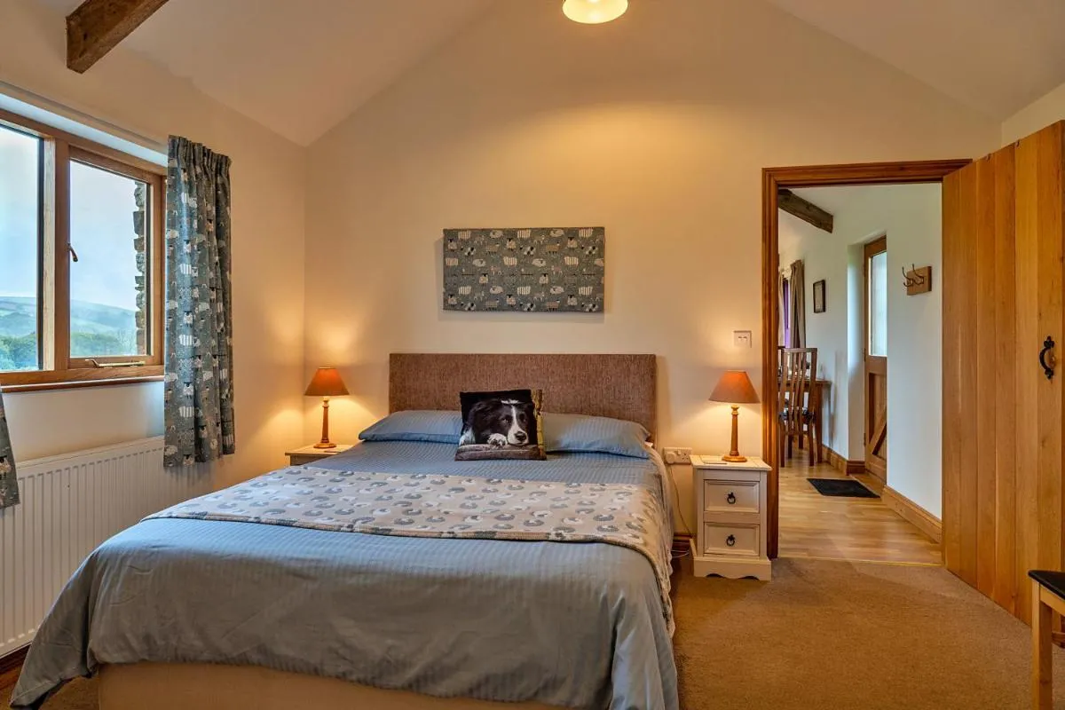 Image 1 of Finest Retreats – The Shippon at Lestitha