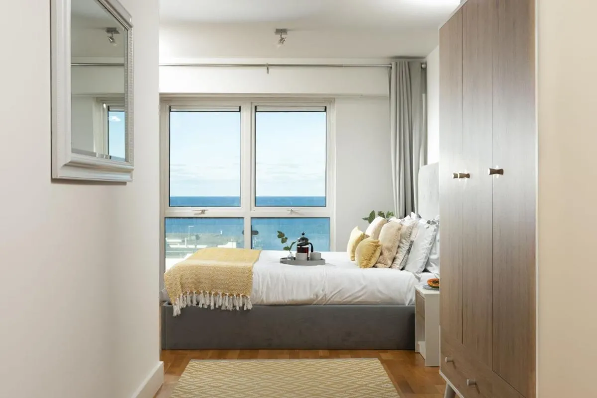 Image 5 of Fistral Lookout, Ocean 1