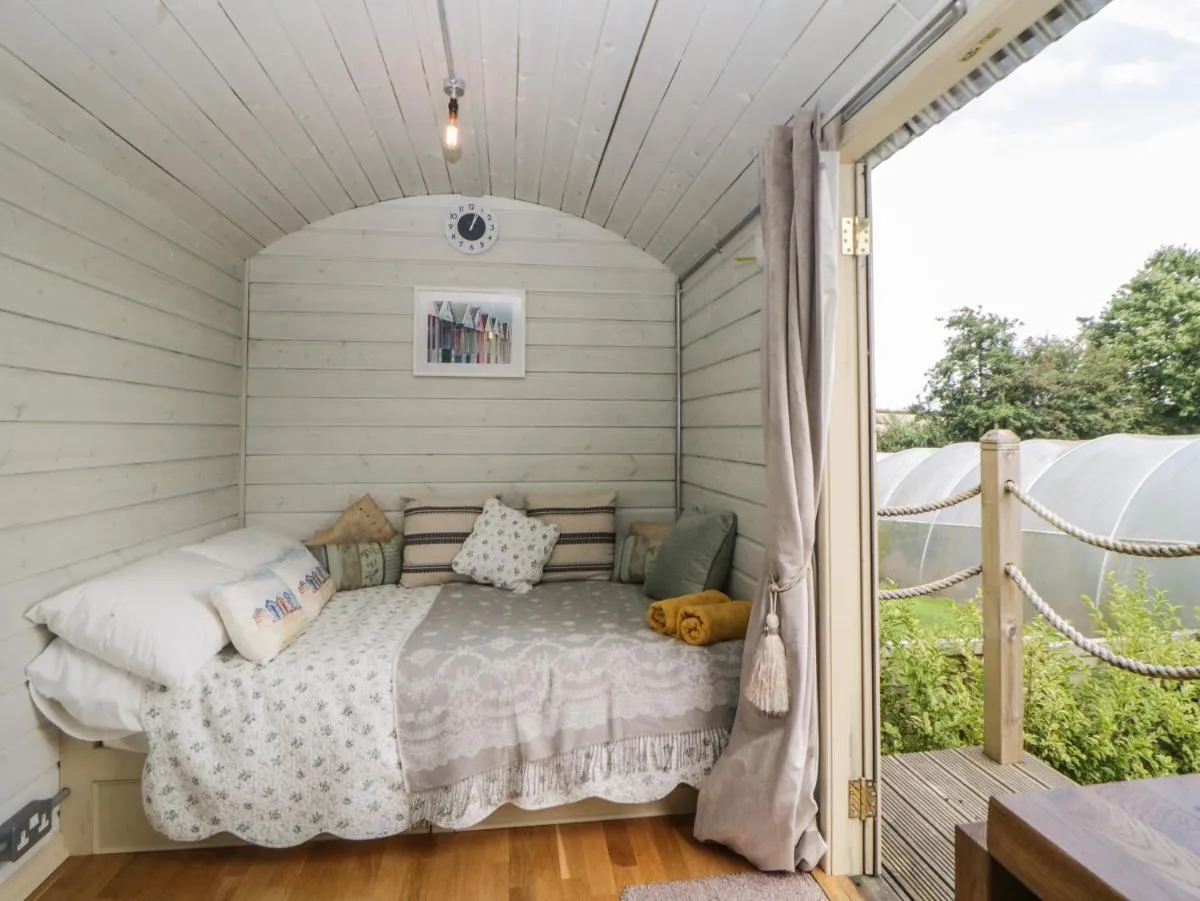 Image 1 of Flora’s Hut