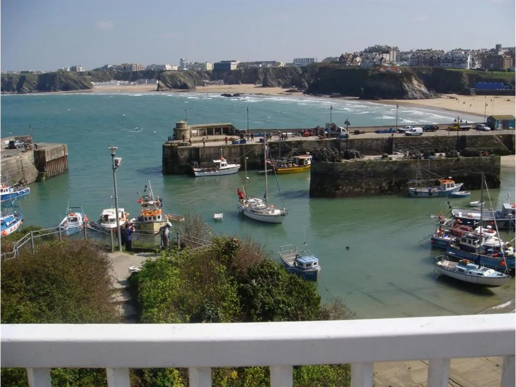 Image 5 of Harbour Hotel
