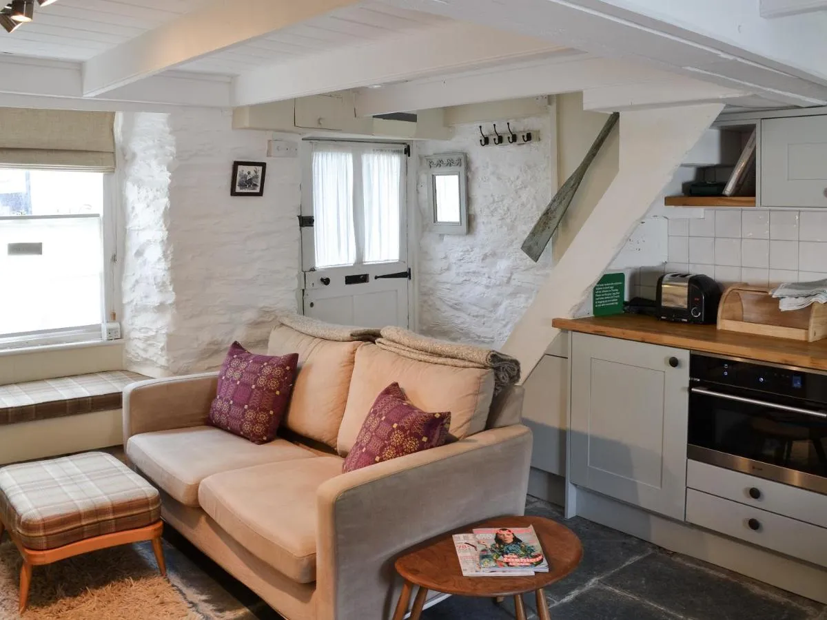 Image 3 of Haven Cottage – 28269