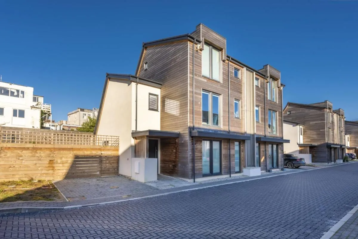 Image 4 of Hilgrove Beach House