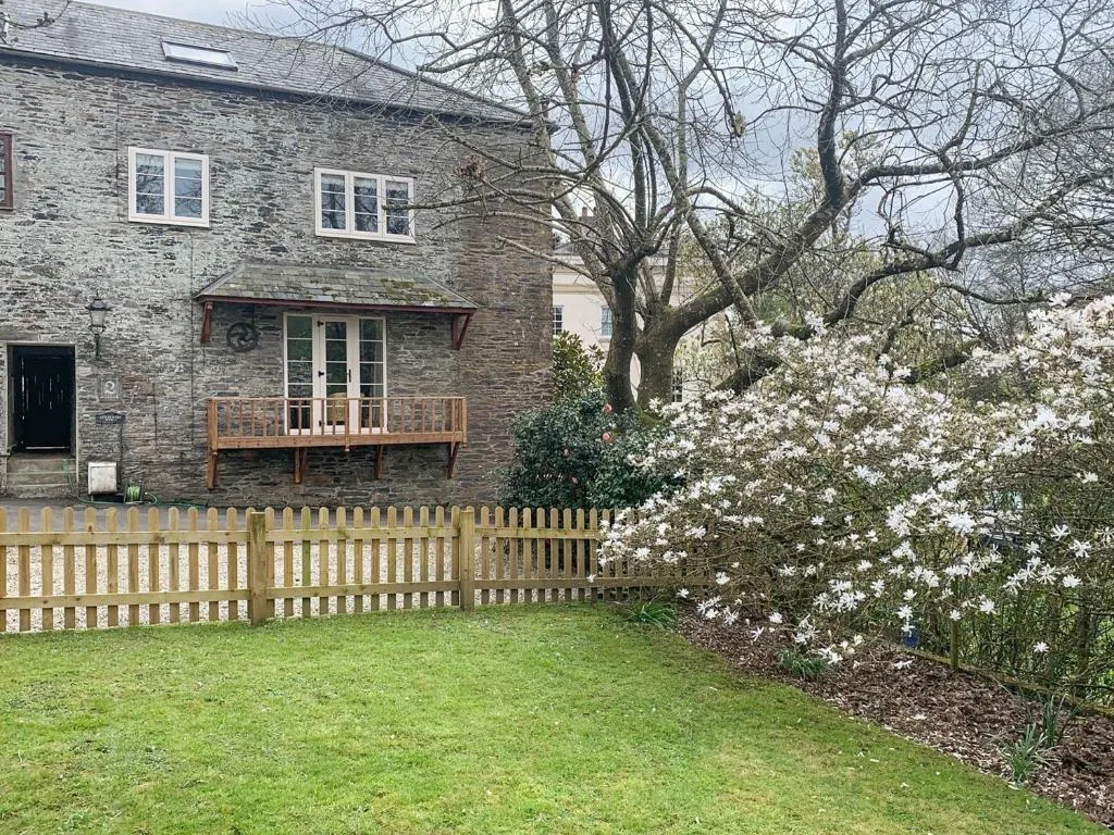 Image of Hollywell Barn