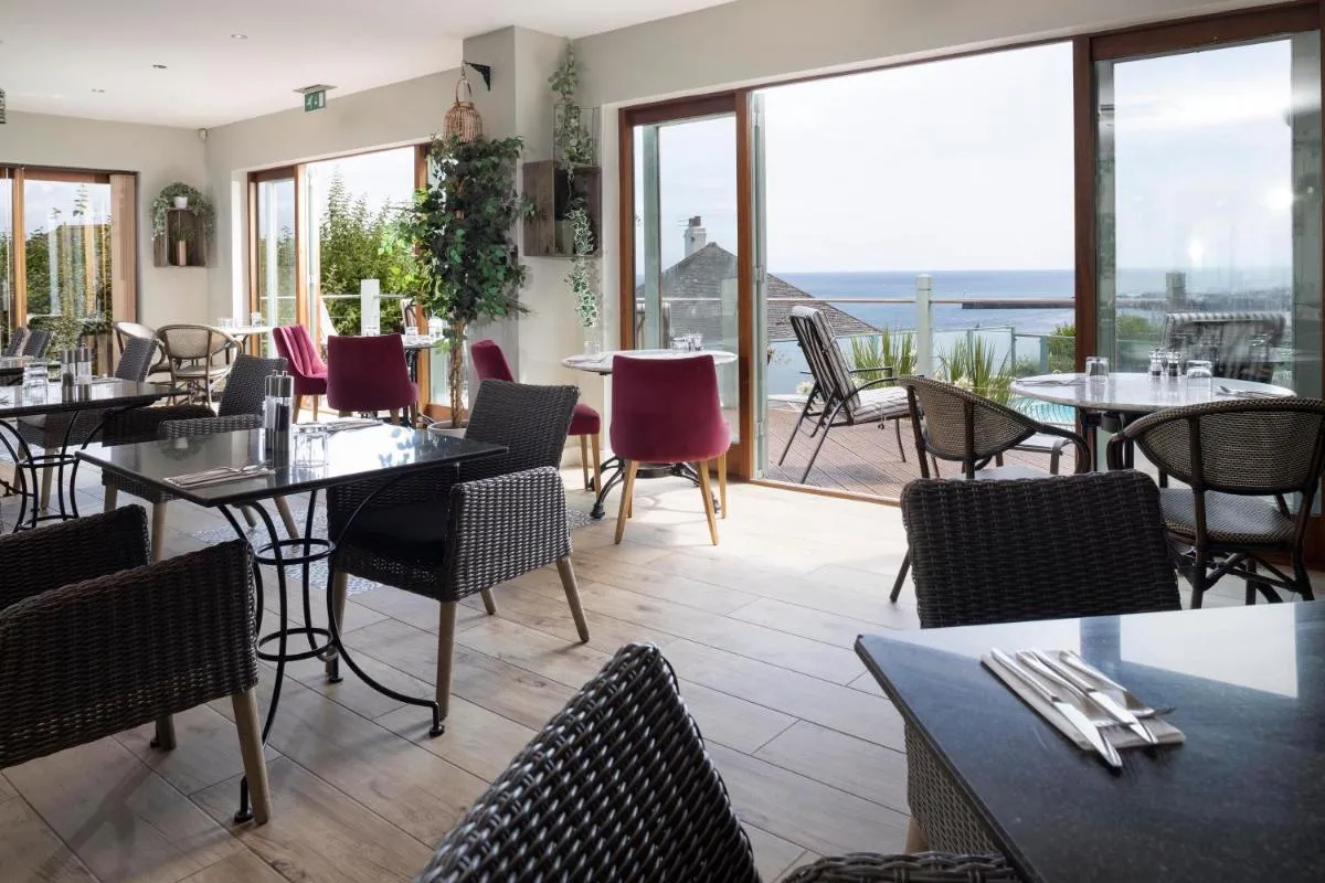Image 4 of Hotel Penzance