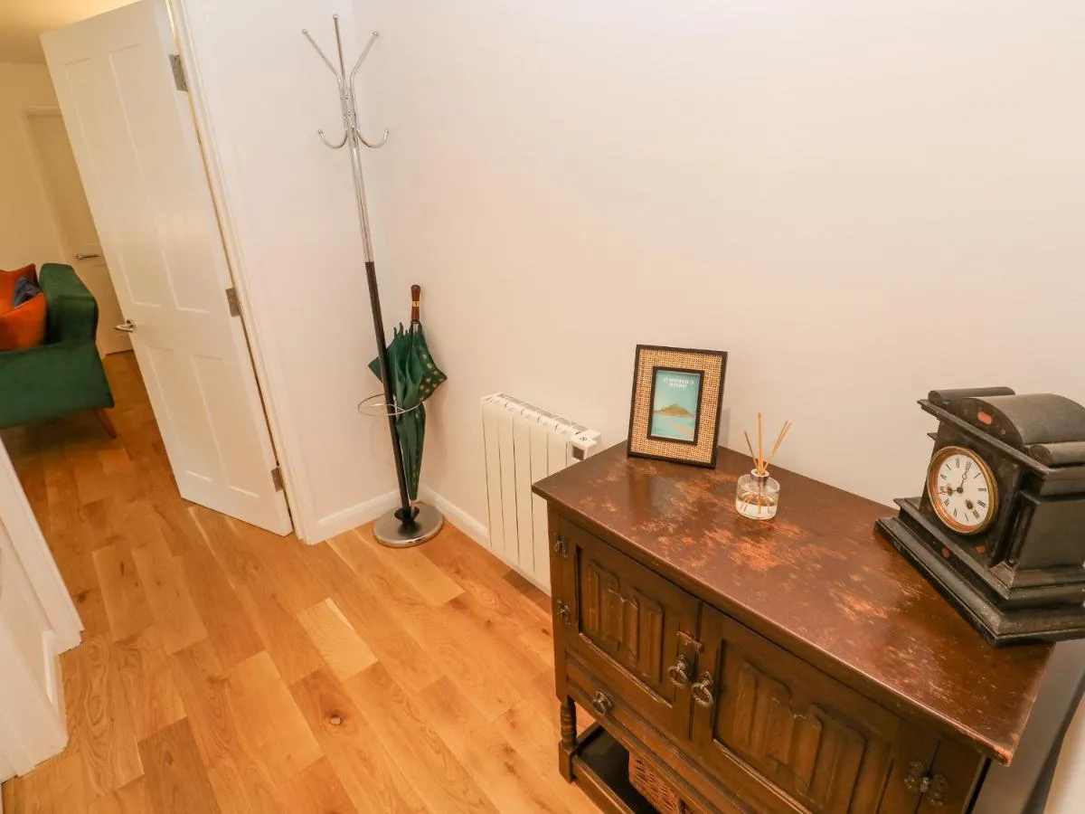 Image 4 of James’ Place