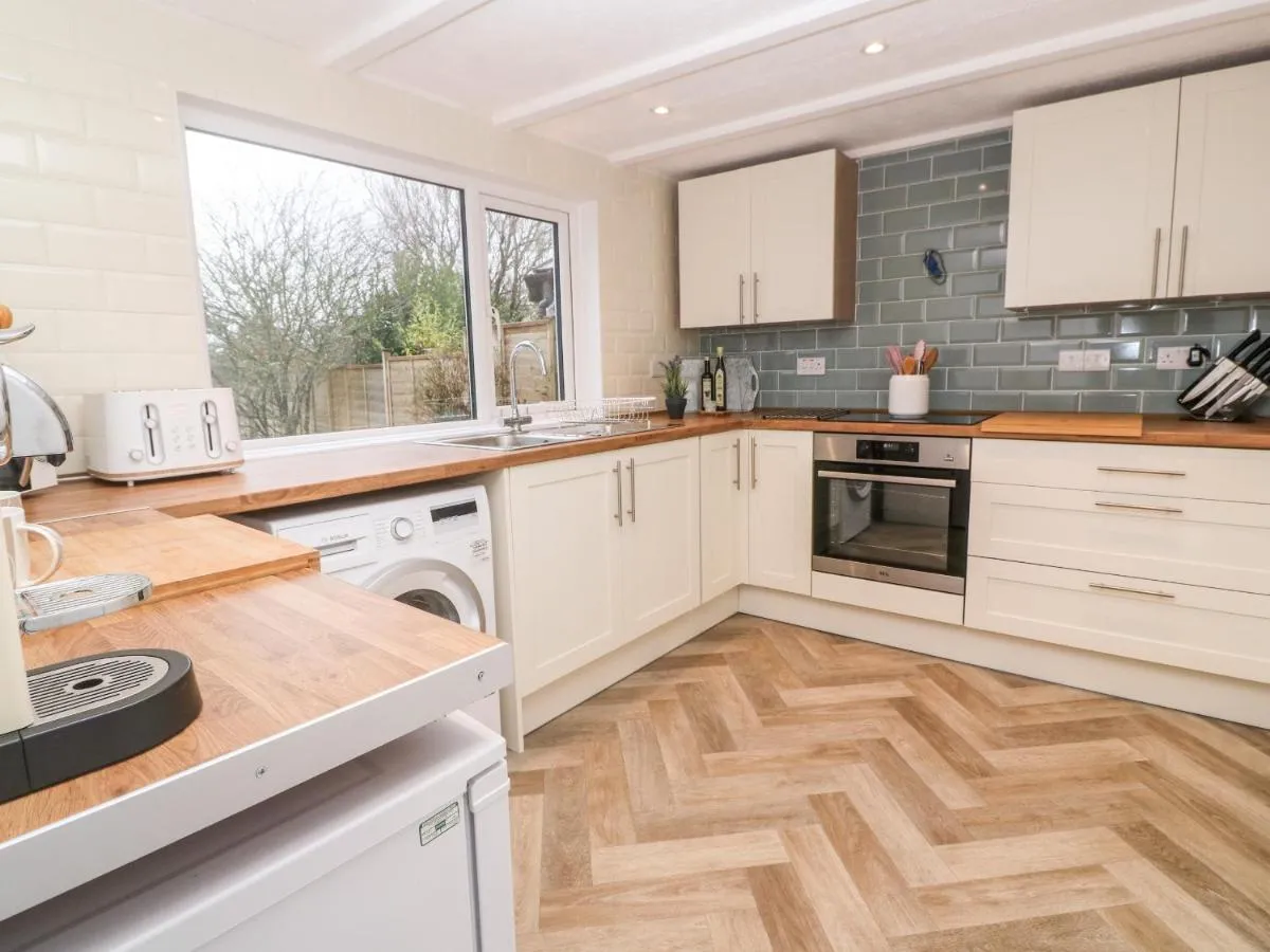 Image 3 of Kims Cottage