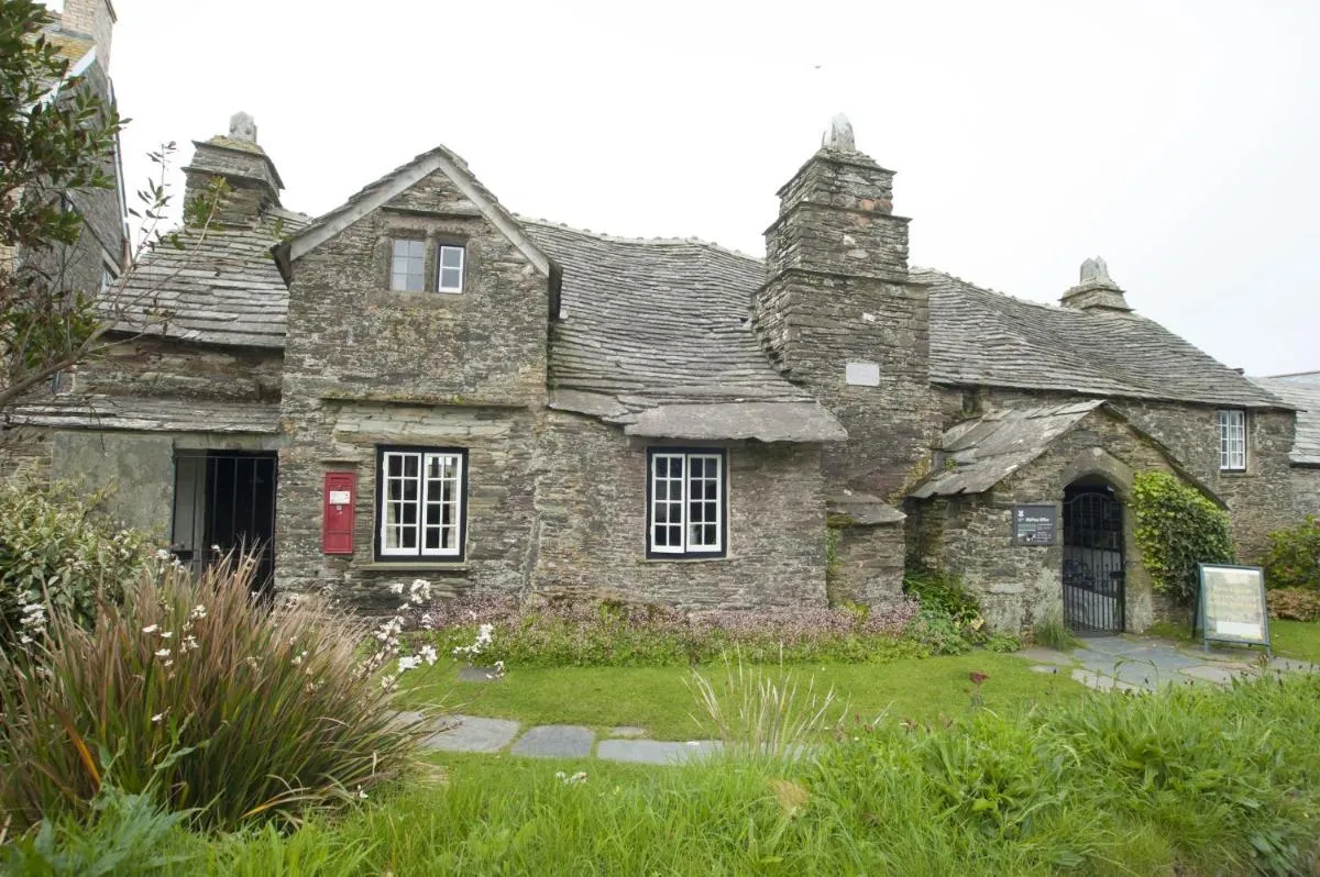 Image 4 of King Arthurs Arms