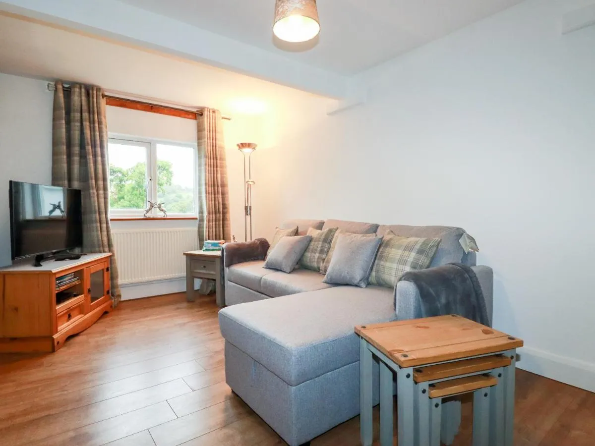 Image 4 of Kingsbury Flat