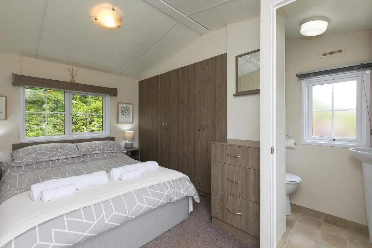 Image 1 of Lazy Lodge