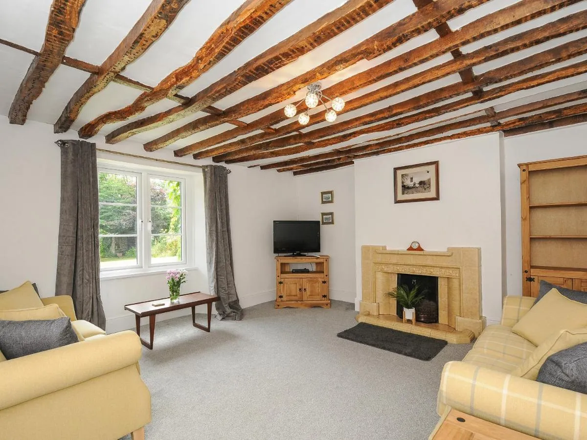 Image 4 of Lee Barton Farmhouse