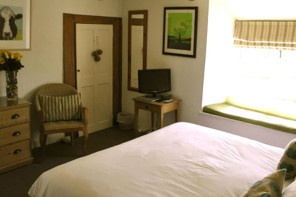 Image 3 of Lellizzick Bed and Breakfast