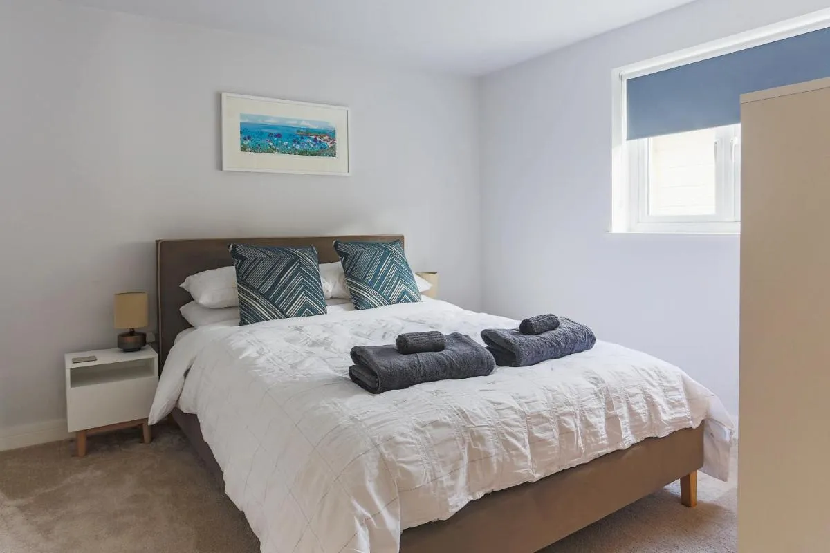 Image 6 of Little Cedars House