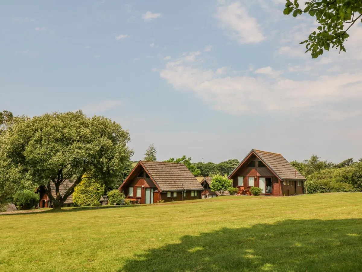 Image 5 of Lodge 16