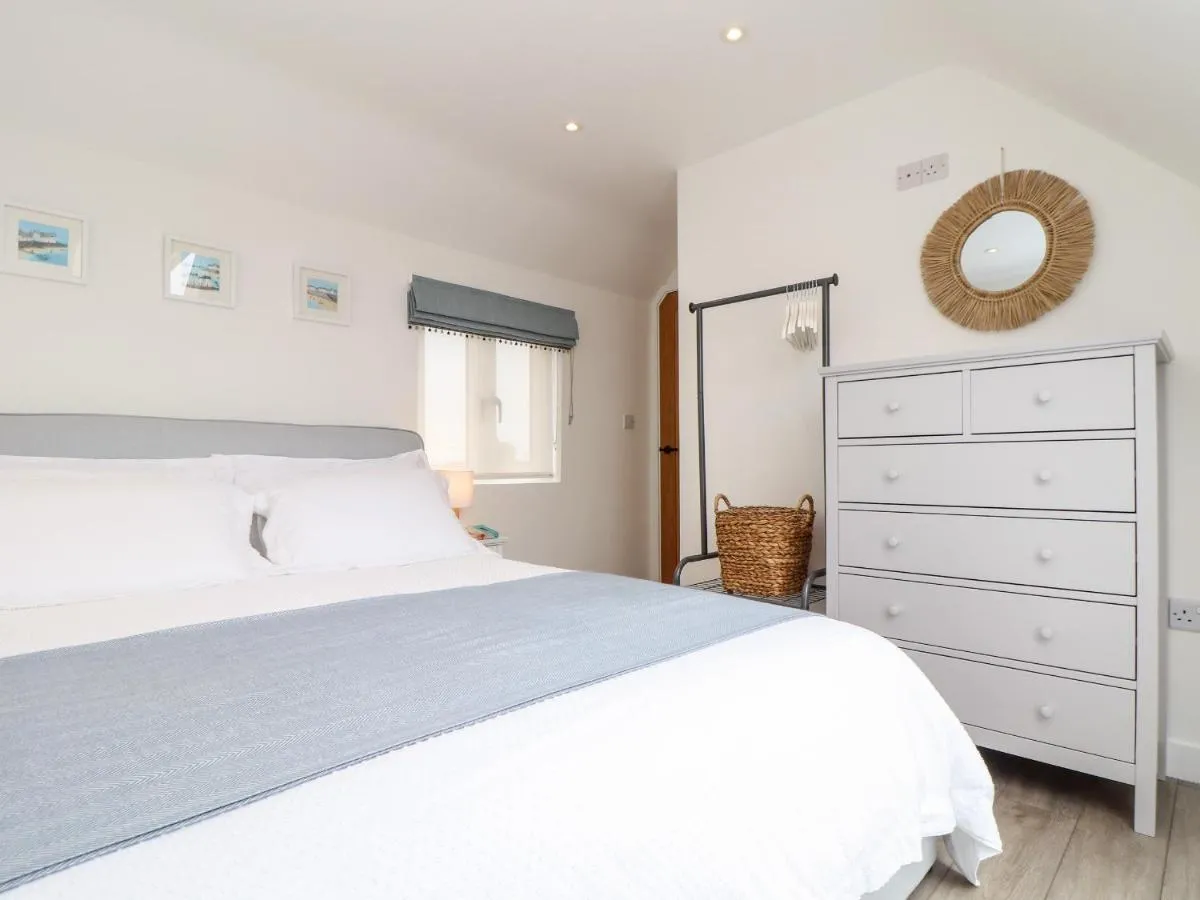 Image 6 of Marazion Attic