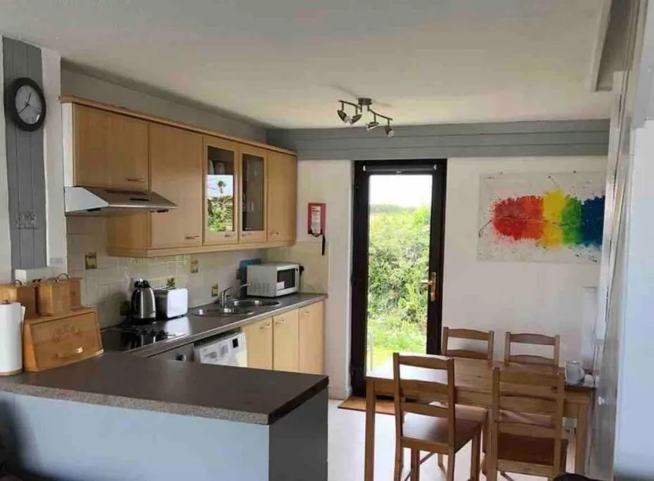 Image 4 of Meadow View