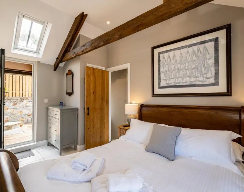 Image 1 of Mino Cottage