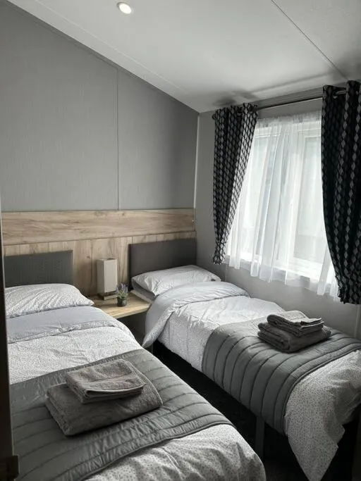 Image 3 of Modern Lodge with Amazing Views