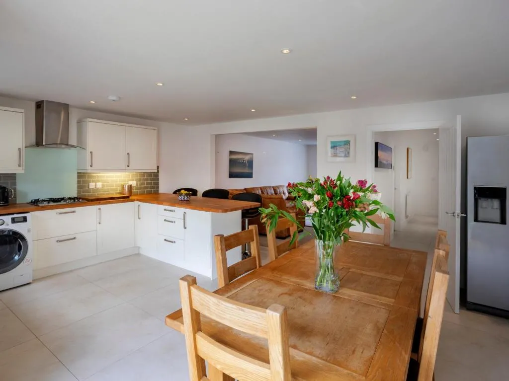 Image 2 of New Detached 3 Bed Luxe House on Exclusive Private Estate Close to Coast . Sleeps 6