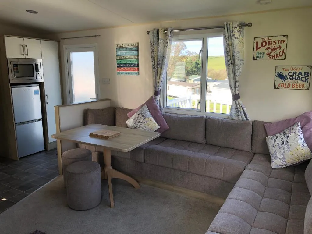 Image 3 of Newquay Bay Resort – SummerBreeze PV54