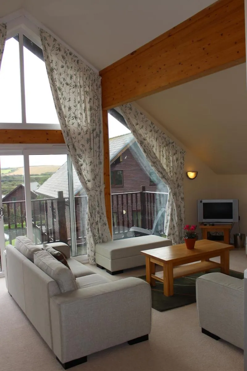 Image 5 of Peaceful relaxing home with leisure