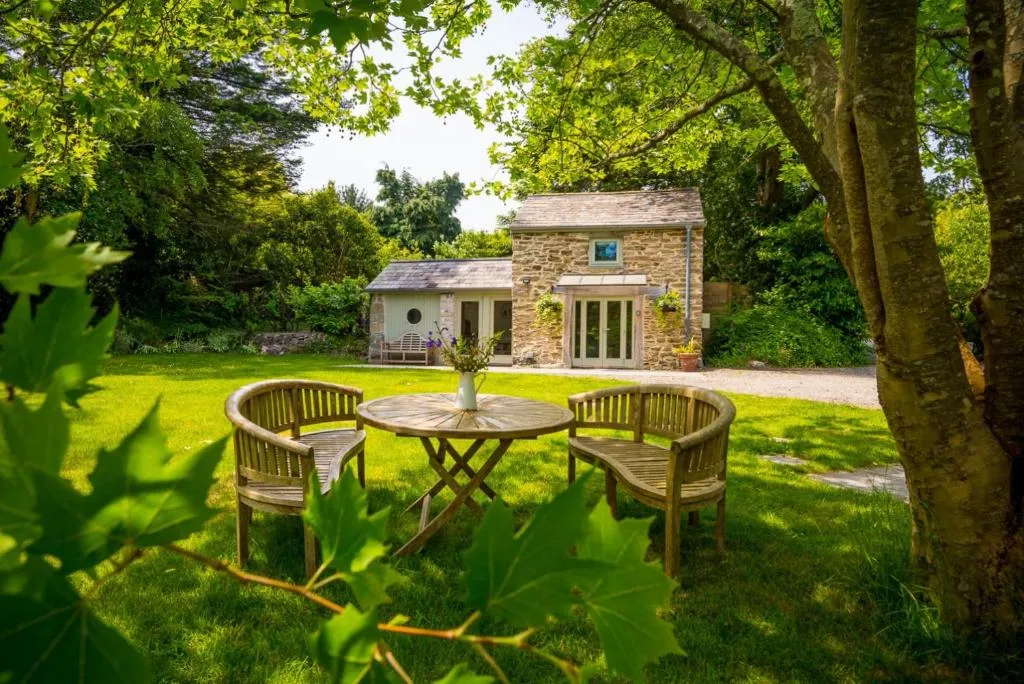Image 3 of Pinetum Garden Cottages