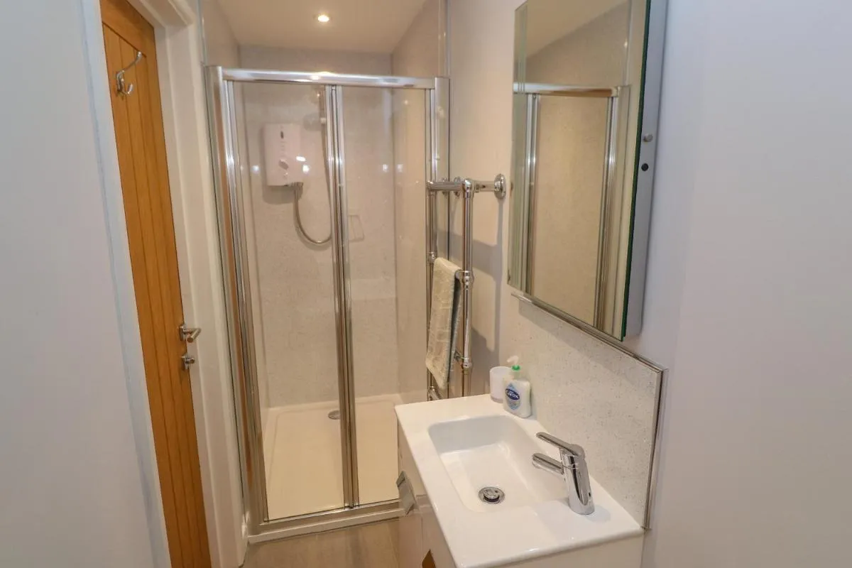 Image 2 of Pippas place