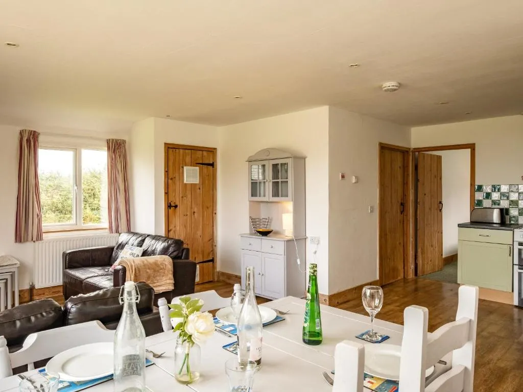 Image 4 of Puffin Lodge