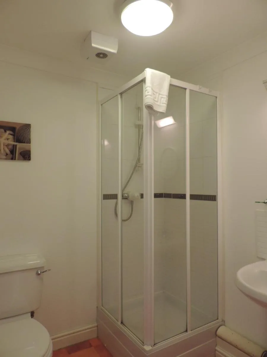 Image 3 of Sea Breeze Apartment